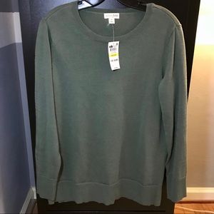 Women’s Long Sleeve Crew Neck Sweater